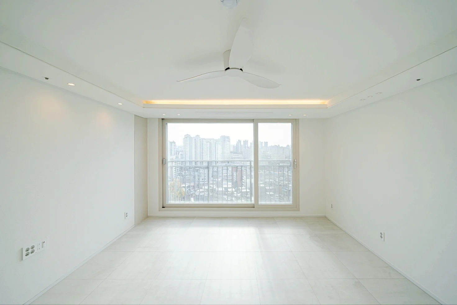성동구 서울숲 아이파크 34평 — 거실 (2)